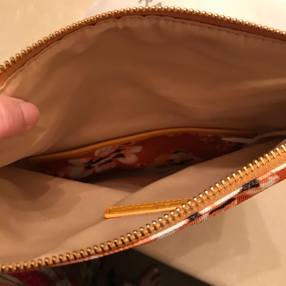 Rachel Palley Rev Clutch - Picture 5 of 5